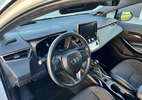 Toyota Corolla cena 85900 przebieg: 45000, rok produkcji 2019 z Turek małe 781